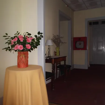 Residencial Galo D'ouro 카민하